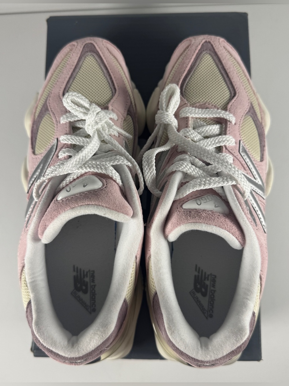 New Balance 9060 Pink Beige Rose Beige U9060LBC Womens Size 8 - Picture 4 of 7